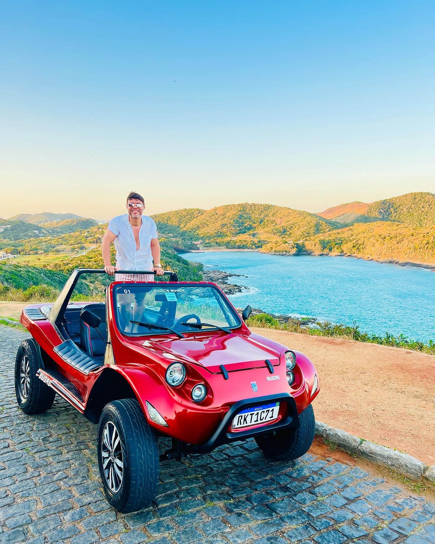 Melhor passeio de buggy em Búzios com roteiro privativo de 8 praias
