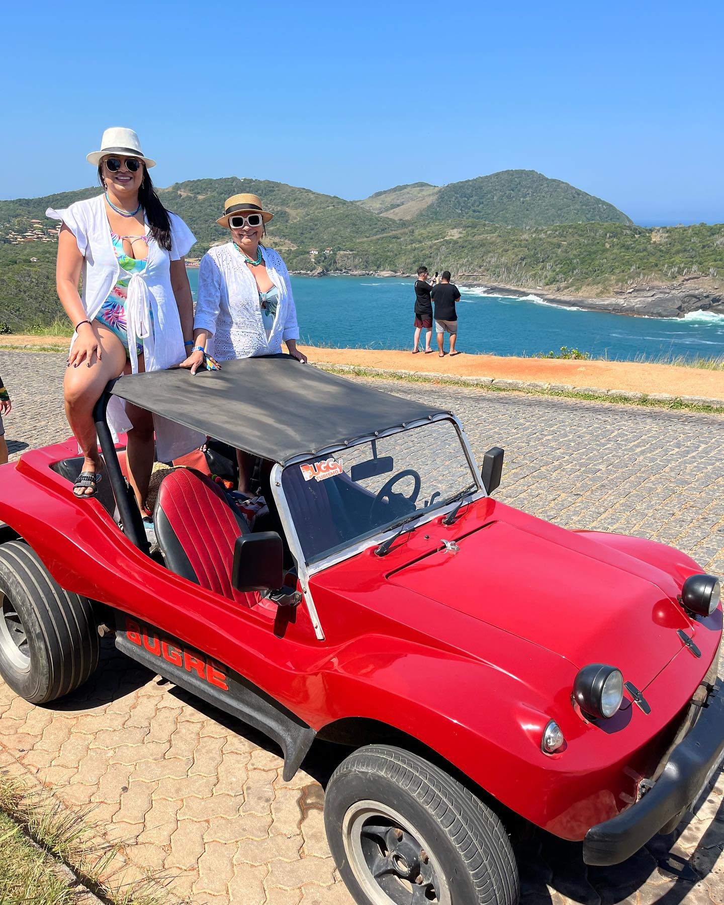 Cuánto sale arrendar un buggy en Búzios — precio en reales y pesos chilenos para viajeros de Chile sin tarjeta física sin anticipo